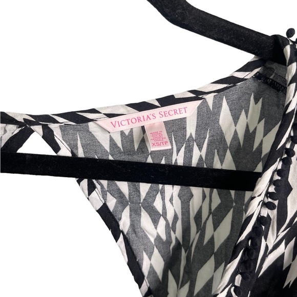 Victorias Secret V Neck Open Back Geometric Cover Up Top Size XS - Picture 5 of 5
